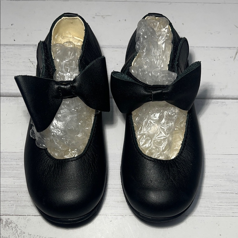 L'Amour Black Dress Shoes with Bow Girls 8